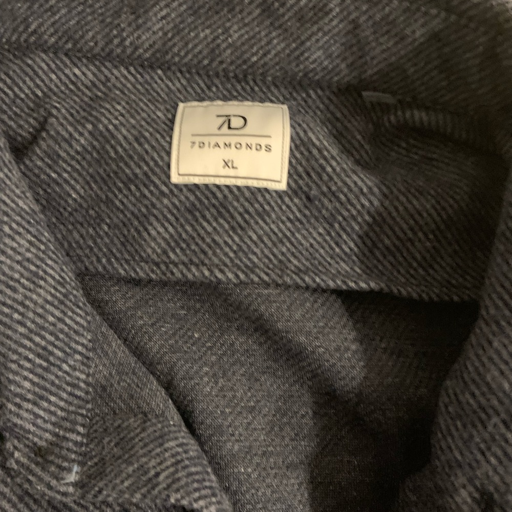 7 Diamonds XL flannel